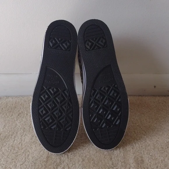 Brand new Women's platform high top Converse cheetah print size 6 - Picture 5 of 7